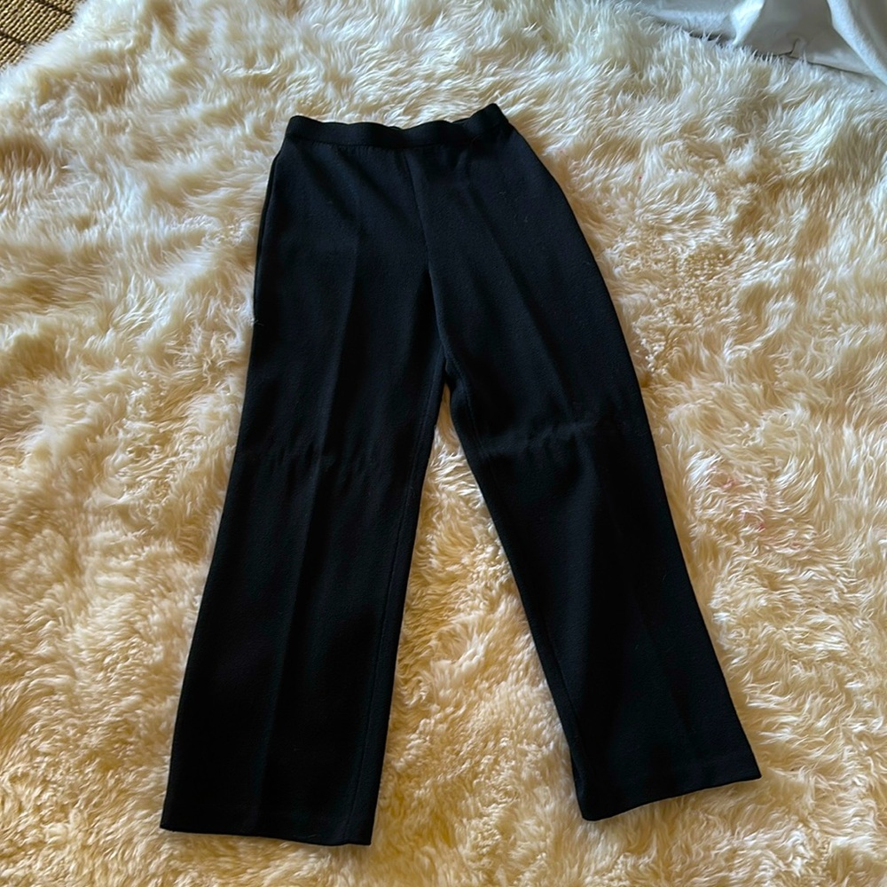 St. John knit pants like new size 4